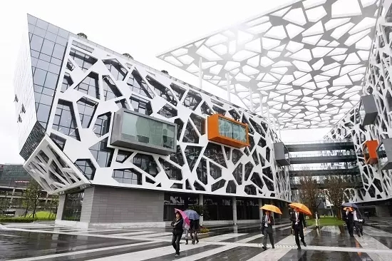 1487207313127675E3F4.jpg 640.webp (4).jpg