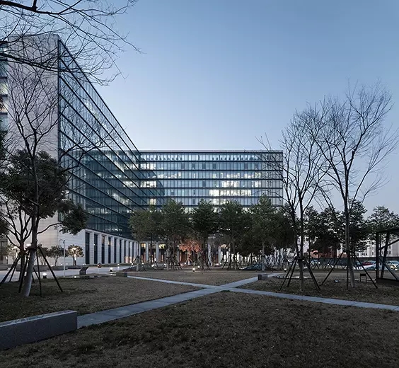 14884240613274717D72.jpg 640.webp (2).jpg