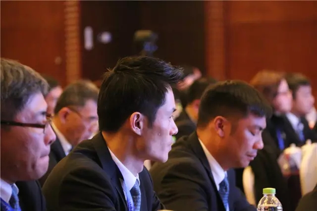 1488883140120510B530.jpg 640.webp (14).jpg