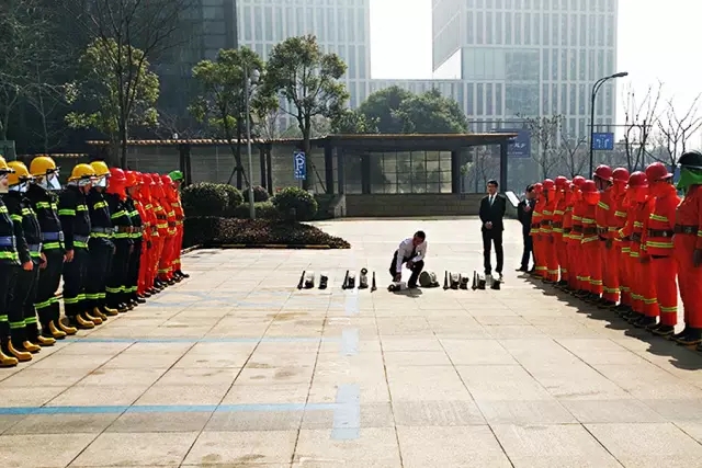 1489718639474081D833.jpg 640.webp (22).jpg