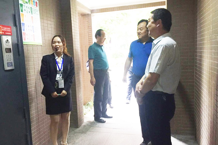 149576233913030458C2.jpg 05.jpg