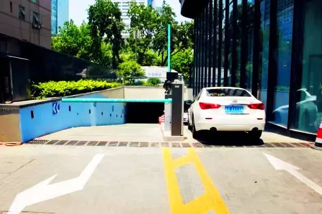 1496903480941449EA68.jpg 640 (6).jpg